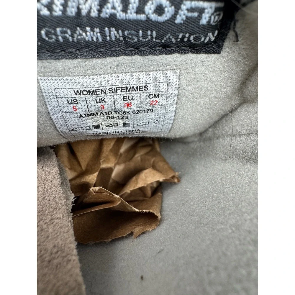 The North Face Primaloft 200 Gram Insulated Suede Knit Collar‎  Boots Waterproof